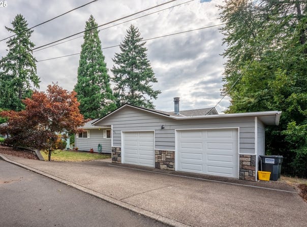 291 NE GINSENG DR, Estacada, OR 97023