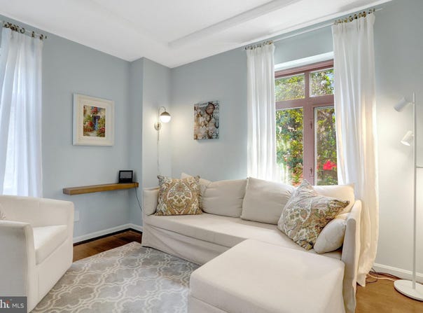 2400 CLARENDON BOULEVARD, ARLINGTON, VA 22201