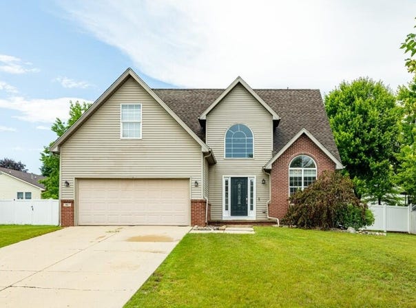 507 Illinois Drive, Tecumseh, MI 49286