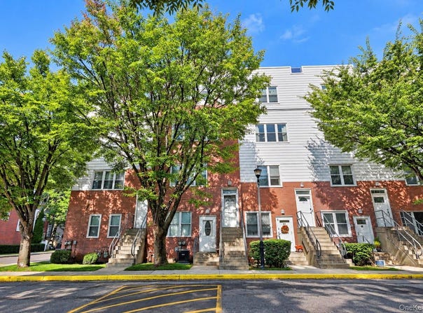 207 Sunset Boulevard, Bronx, NY 10473
