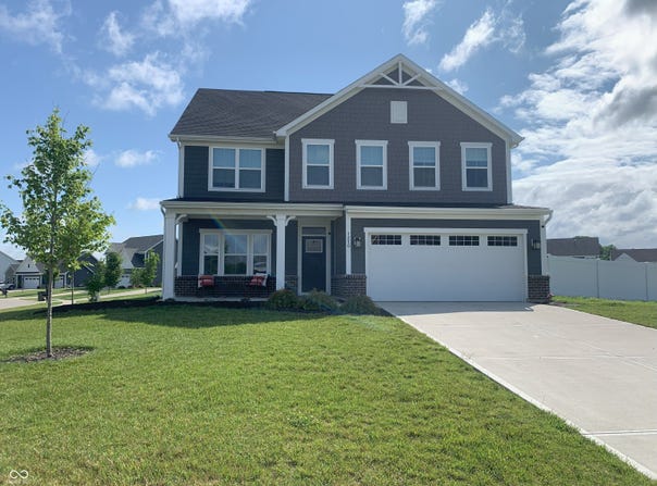 7270 W Stone Pass, New Palestine, IN 46163