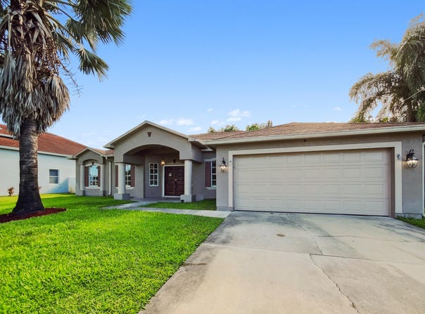 2081 SW Burlington Street, Port Saint Lucie, FL 34984