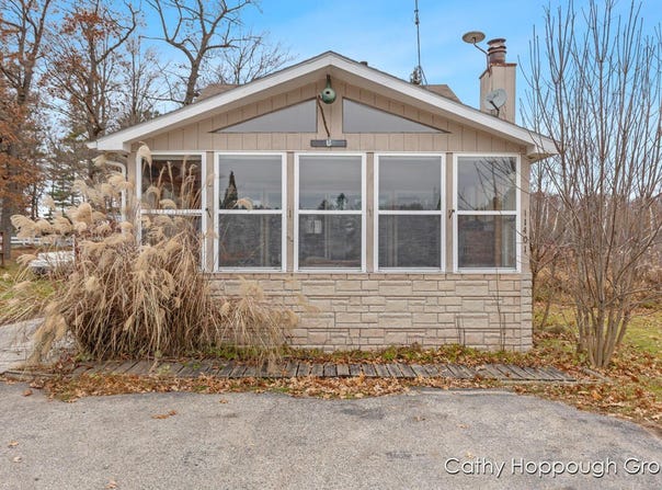 1401 White Birch Drive, Stanton, MI 48888