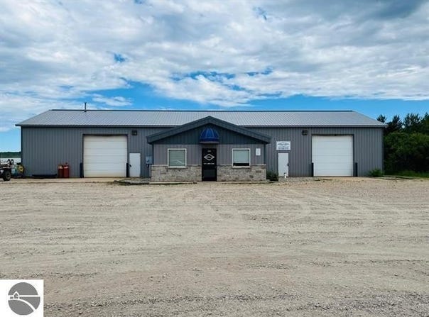 250 Clay Drive, Cadillac, MI 49601
