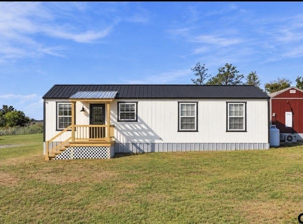 7792 Arrowwood Dr., Gilmer, TX 75644