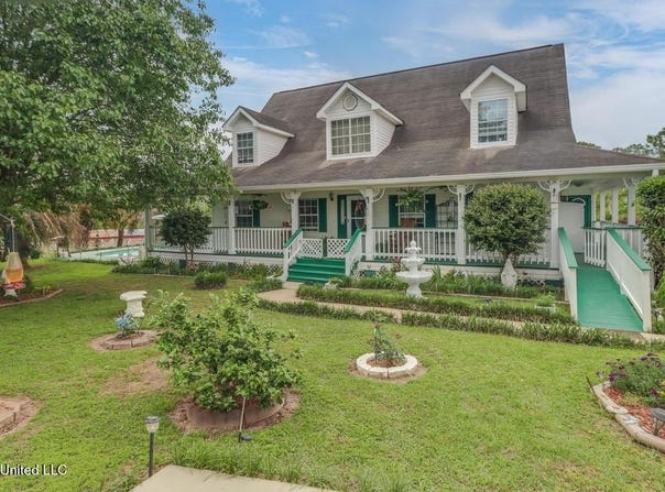 6048 Wendell Ladner Road, Perkinston, MS 39573