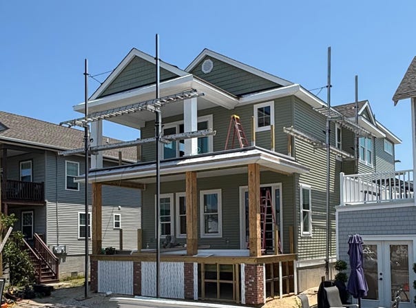 57 Central Ave, Ocean City, NJ 08226