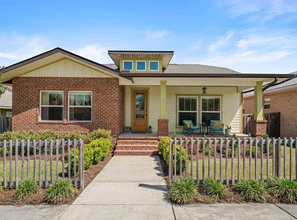43 9Th Avenue, Shalimar, FL 32579
