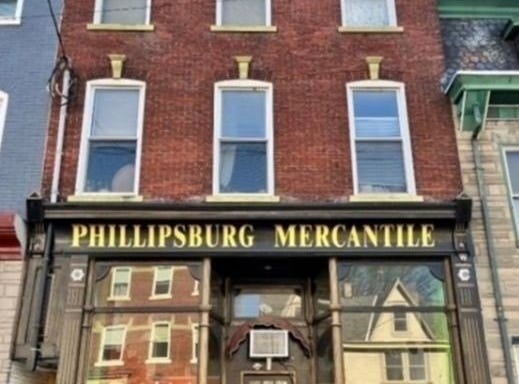 396 S Main St, Phillipsburg Town, NJ 08865-3387