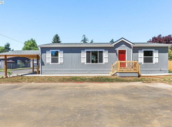 18780 Central Point RD, Oregon City, OR 97045