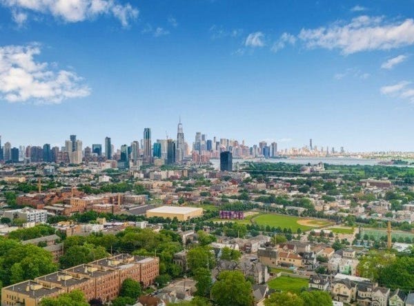 808 Ocean Ave, Jersey City, NJ 07304-2755
