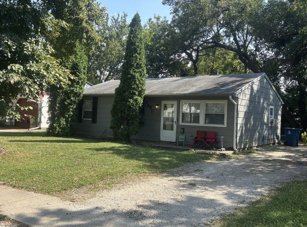 1301 Eureka Street, Urbana, IL 61801