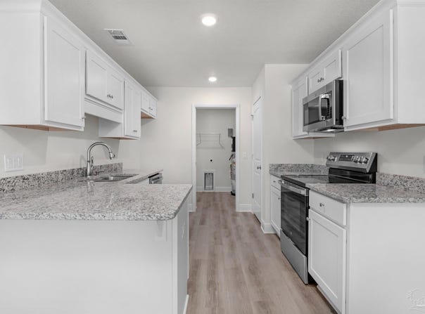 3325 N Hwy 29, Cantonment, FL 32533