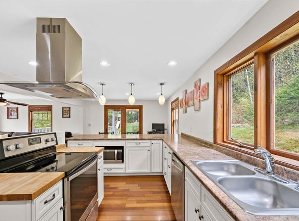 272 West Hill Road, Worcester, VT 05682