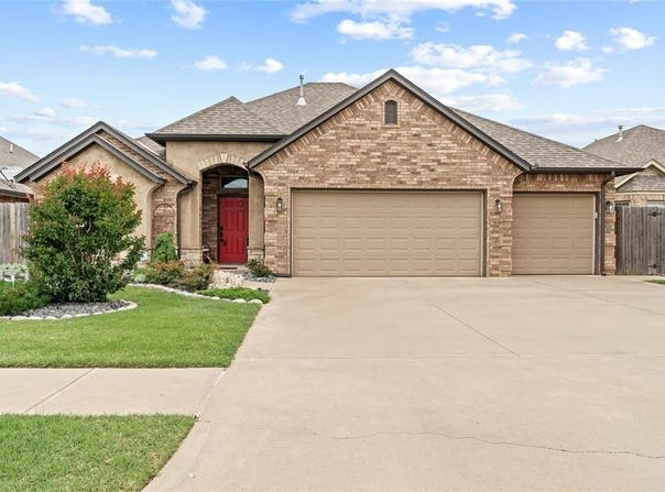 11609 SW 14th Street, Yukon, OK 73099
