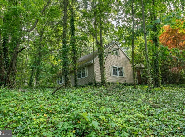 2 WILSON CIRCLE, MILTON, PA 17847
