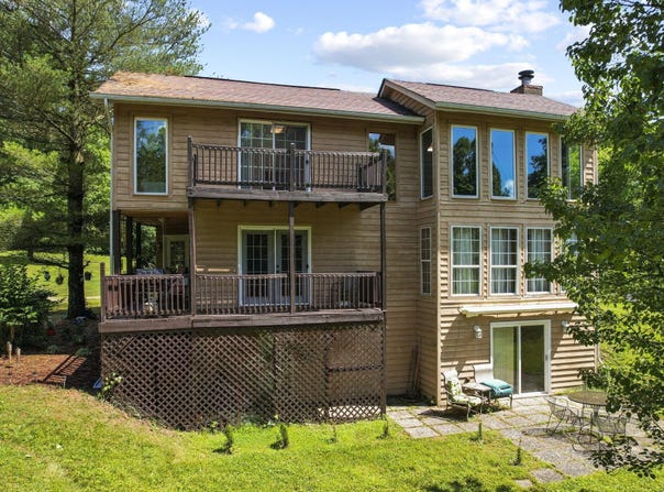 24218 State Route 328, New Plymouth, OH 45654
