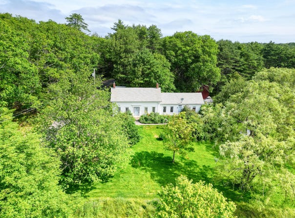 742 Old Stage Road, Arrowsic, ME 04530