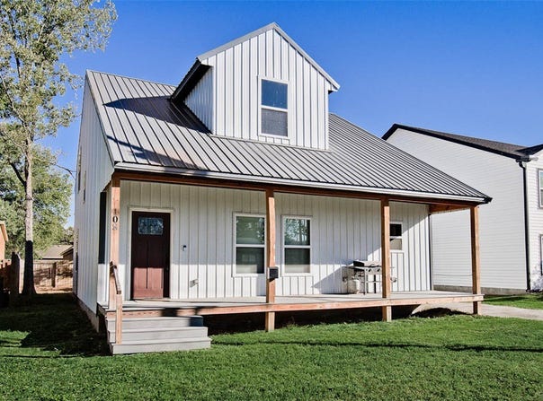 108 W Thurman Street, Prairie Grove, AR 72753