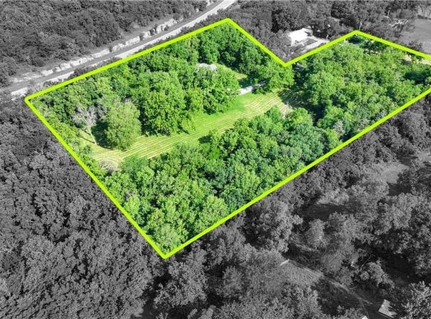 300 Bluff Avenue, Other, MO 64734