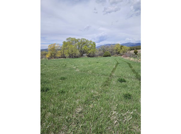 2743 State HWY 76, Chamisal, NM 87521