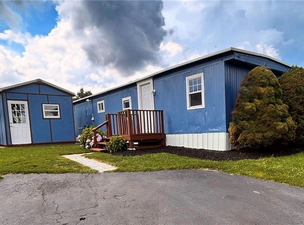 41 Alice Lane, Clarkson, NY 14420