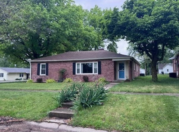 416 W Prairie St, Cameron, MO 64429