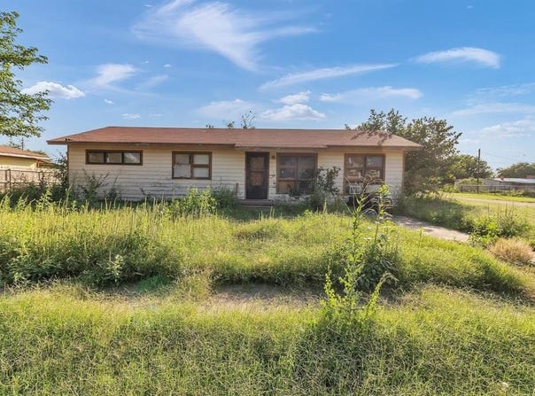 422 NW Avenue H, Hamlin, TX 79520