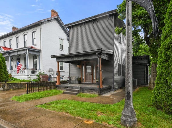 113 W Center Street, Lawrenceburg, IN 47025-1933