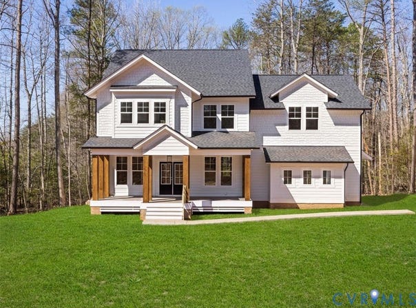 1560 Smokey Ridge Rd, Maidens, VA 23102