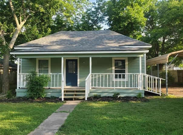 211 E Houston, Leonard, TX 75452