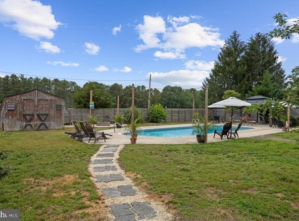 868 WILLOW WAY, ATCO, NJ 08004