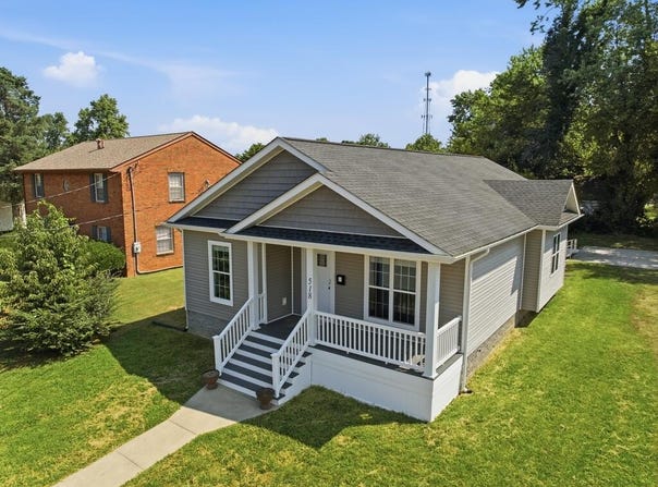 518 S Madison Ave., Madisonville, KY 42431
