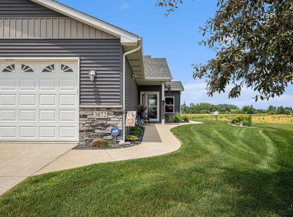 3872 Stadium Street, Portage, IN 46368