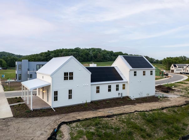 4029 Serenbe Street, Middleton, WI 53562