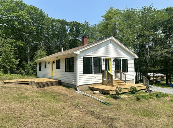 360 Vinal Street, Rockport, ME 04856