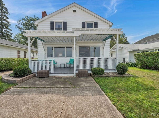 1160 Stewart Avenue, Hanover, NY 14136