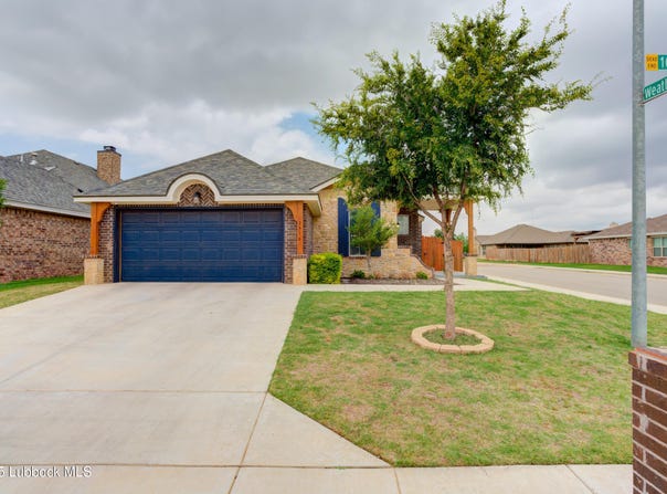 2316 103rd Street, Lubbock, TX 79423
