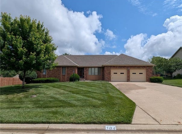 504 Southwood Lane, St Joseph, MO 64506