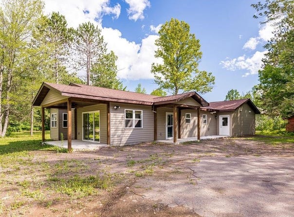 4698 Ayers Rd, Saginaw, MN 55779