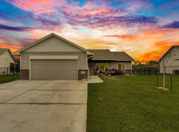 960 N Cloverleaf, Goddard, KS 67052