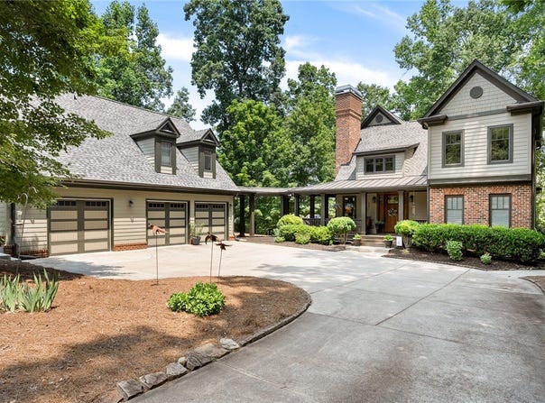328 Grand Overlook Drive, Seneca, SC 29678
