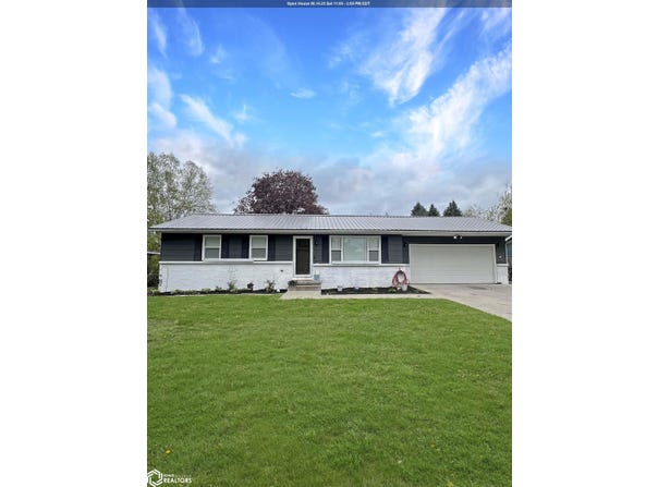 1710 Spring Street, Grinnell, IA 50112