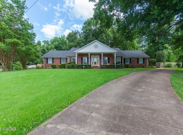 38 Leigh Lane, Jackson, TN 38305