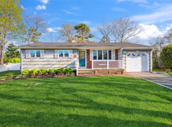 169 Loop Drive, Sayville, NY 11782
