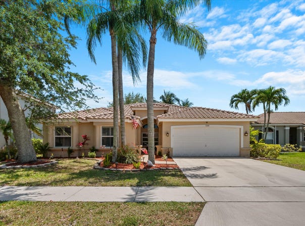 5349 Oakmont Village Circle, Lake Worth, FL 33463
