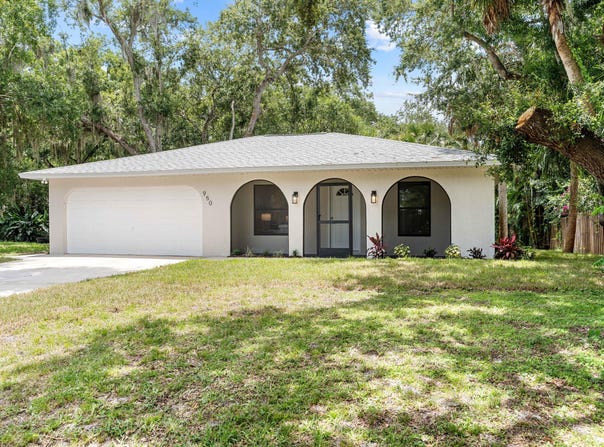 950 Starflower Avenue, Sebastian, FL 32958
