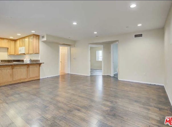 6815 Baird Ave, Reseda, CA 91335