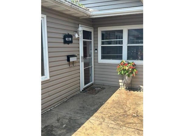1502 Franklin Lane, Anoka, MN 55303