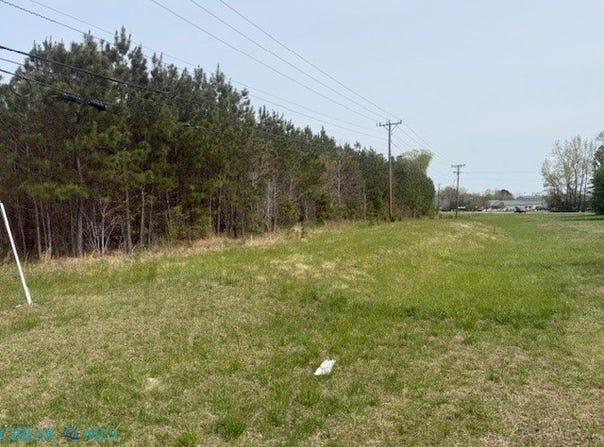 Saluda, VA 23149